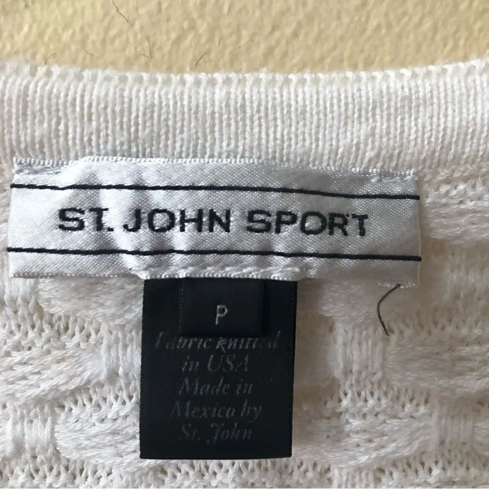 St. John Sweater - Picture 3 of 6